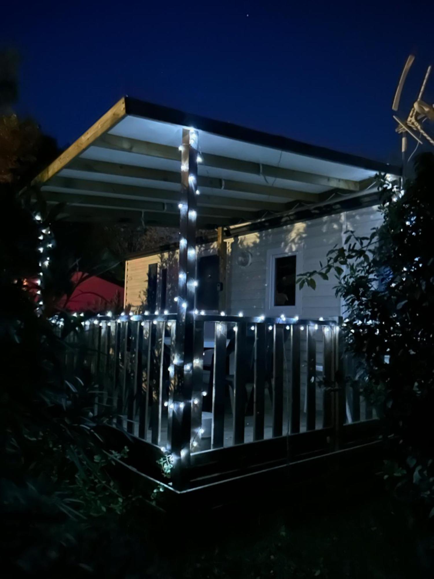 Mobil-Home Au Pied Du Luberon La Roque d'Antheron Bagian luar foto